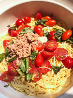 簡単!トマトとバジルの冷製パスタ-レシピのメイン写真