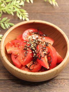 簡単!トマトの塩昆布和え ピリ辛胡麻風味-レシピのメイン写真