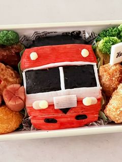 電車弁当 名鉄パノラマカー 押し寿司-レシピのメイン写真