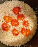 発芽玄米の炊き込みご飯(ミニトマト)