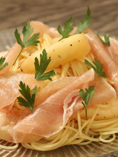 甘くてさっぱり!桃と生ハムの冷製パスタ-レシピのメイン写真