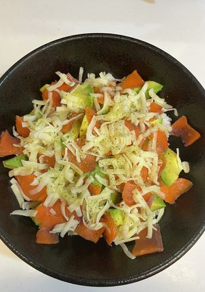 アボカドサーモン丼-レシピのメイン写真