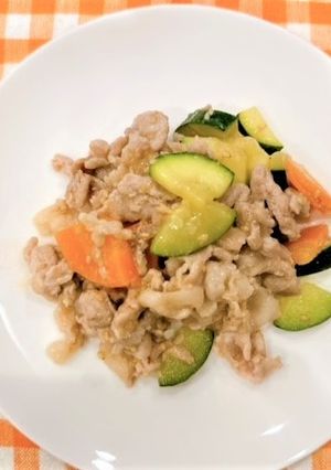 ズッキーニと豚肉のごまみそ炒め-レシピのメイン写真