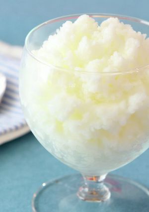 かき氷機なし！ふわふわヨーグルト氷^-^-レシピのメイン写真