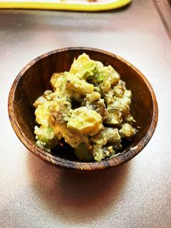 簡単!アボカドとごぼうのマヨあえ-レシピのメイン写真