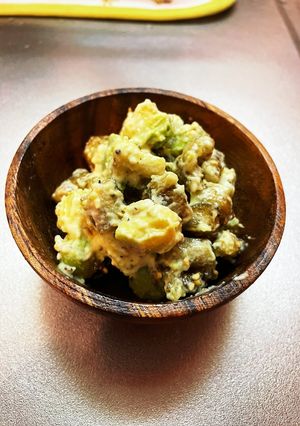 簡単!アボカドとごぼうのマヨあえ-レシピのメイン写真
