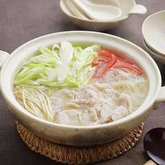 A picture of 豚しゃぶとねぎのうま塩ごま鍋.