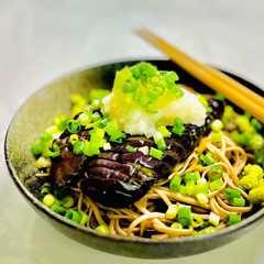 รูปของ 冷やしおろし茄子蕎麦
