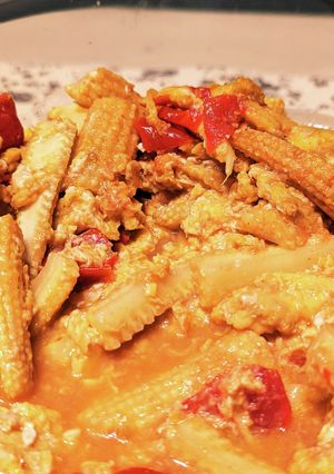 ヤングコーンとトマトの卵炒め-レシピのメイン写真