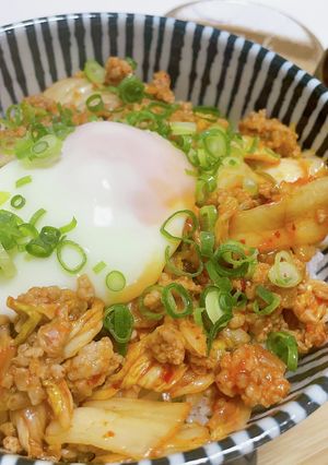 豚ミンチで豚キムチ丼-レシピのメイン写真