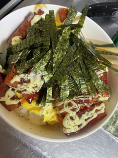 残ったスパムでスパムおにぎり丼-レシピのメイン写真