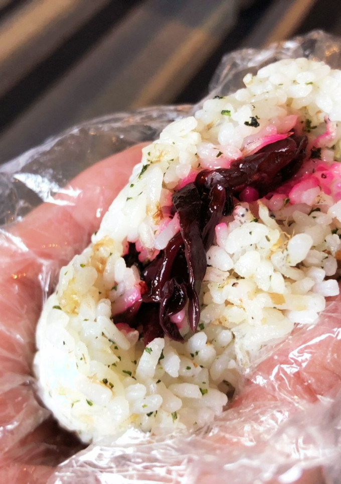 じゃことかつおぶしとしば漬けのおにぎり-レシピのメイン写真
