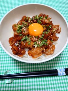 簡単☆お手軽旨辛豚丼♩-レシピのメイン写真