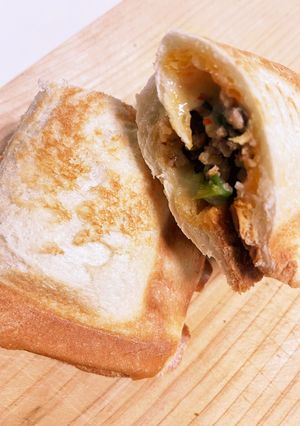 今朝の4w1hサンド「餃子風」-レシピのメイン写真