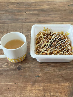 カップ焼きそば で 中華スープ-レシピのメイン写真