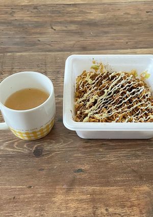カップ焼きそば で 中華スープ-レシピのメイン写真