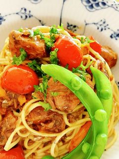サバの味噌煮缶&ミニトマトのパスタ-レシピのメイン写真
