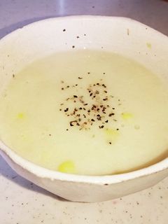 とうもろこしとじゃがいもの豆乳スープ-レシピのメイン写真