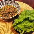 ピーマン入り肉みそのサンチュ包み