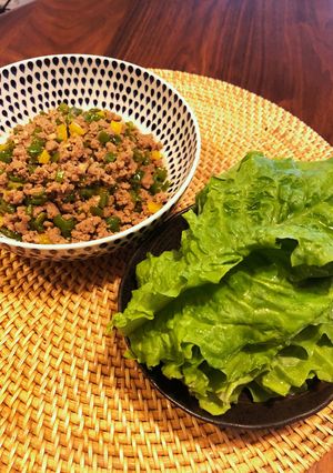 ピーマン入り肉みそのサンチュ包み-レシピのメイン写真