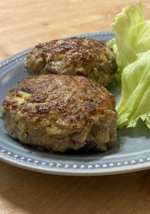 ボリュームたっぷり♪ ナス入りハンバーグ-レシピのメイン写真