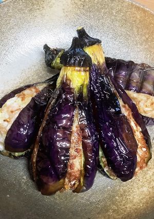 ♡肉詰めなすのまるごと揚げ♡タレうま♡-レシピのメイン写真