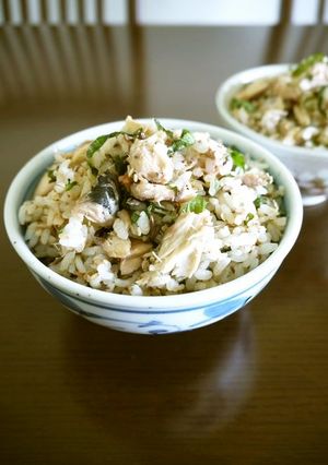 サバ缶の梅肉と大葉の混ぜご飯♪-レシピのメイン写真