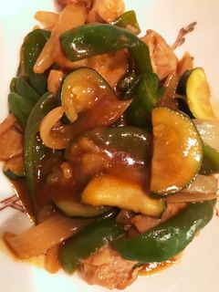 鶏ピーマン玉ねぎズッキーニのカレー炒め-レシピのメイン写真