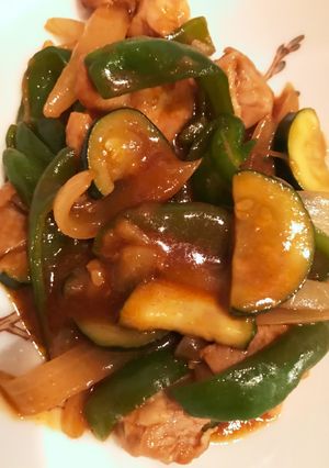 鶏ピーマン玉ねぎズッキーニのカレー炒め-レシピのメイン写真