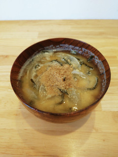 おからと玉ねぎ、昆布のかんたん味噌汁-レシピのメイン写真