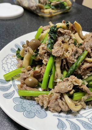 ＊小松菜と牛肉のバター醤油炒め-レシピのメイン写真