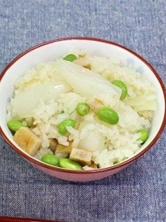 玉ねぎ炊き込みご飯-レシピのメイン写真