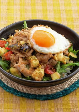 「6Pチーズ」のスタミナ丼-レシピのメイン写真