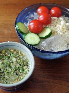 サッポロ一番しょうゆらーめんで冷製つけ麺-レシピのメイン写真