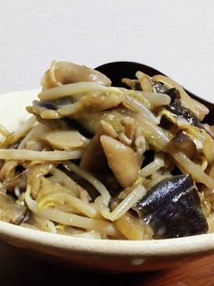 簡単!ナスと舞茸の味噌炒め煮!-レシピのメイン写真