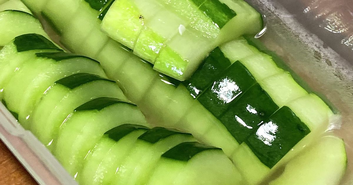 巨大きゅうりの使い方/浅漬け by tukkerjp 【クックパッド】 簡単