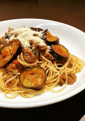 鹿肉とナスのミートソースパスタ-レシピのメイン写真