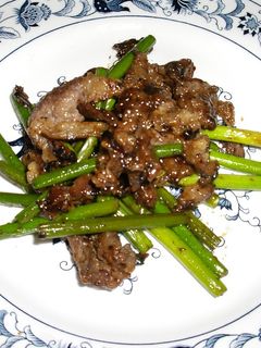 牛肉とにんにくの芽炒め-レシピのメイン写真