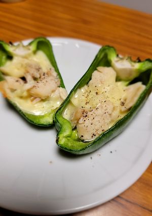 ピーマンとサラダチキン、とろけるチーズ-レシピのメイン写真