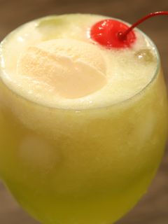 お家で喫茶店気分! クリームソーダ-レシピのメイン写真