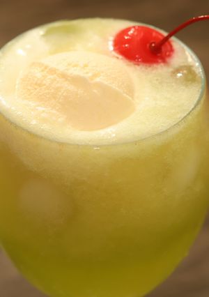 お家で喫茶店気分！ クリームソーダ-レシピのメイン写真
