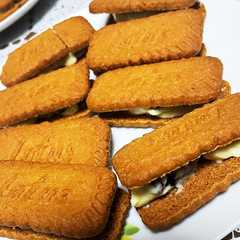 รูปของ 混ぜるだけ！レーズンバターサンド！！