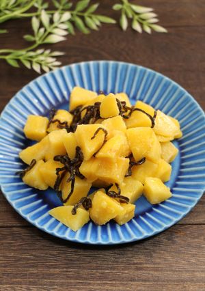 レンジで簡単！じゃがバタの塩昆布和え-レシピのメイン写真