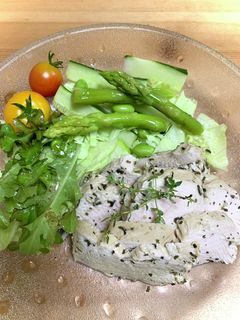 鶏胸肉で簡単蒸し鶏♪ ハーブチキン-レシピのメイン写真