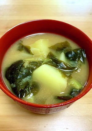味噌汁　ねぎとわかめとじゃが芋-レシピのメイン写真