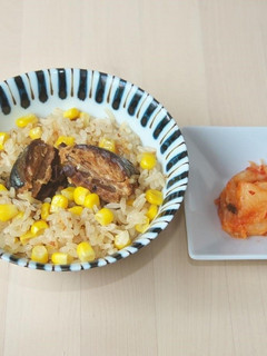 韓国風!サバ味噌煮缶の炊き込みご飯-レシピのメイン写真