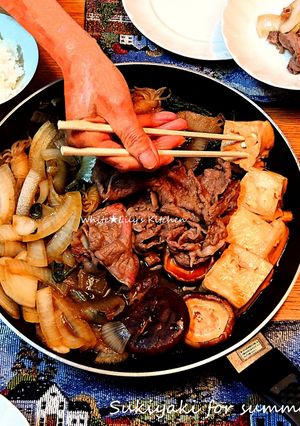 気軽に夏のすき焼き❤️硬い安肉が柔らかく-レシピのメイン写真