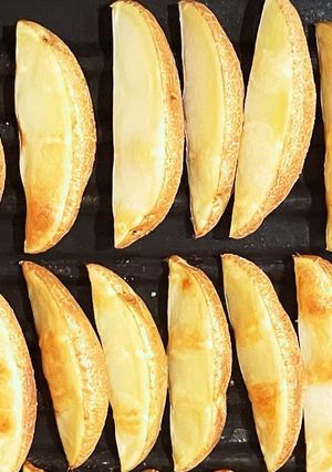 切って焼くだけ♪簡単フライドポテト-レシピのメイン写真