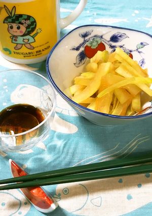 フライパン✙蓋➡スイカ皮食べる❣蒸し炒め-レシピのメイン写真