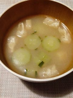保育園給食★きゅうりと揚げの味噌汁-レシピのメイン写真